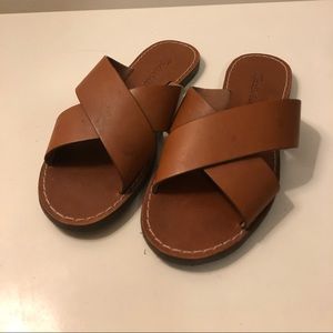 Madewell Crisscross Slip-on Leather Sandals sz5.5